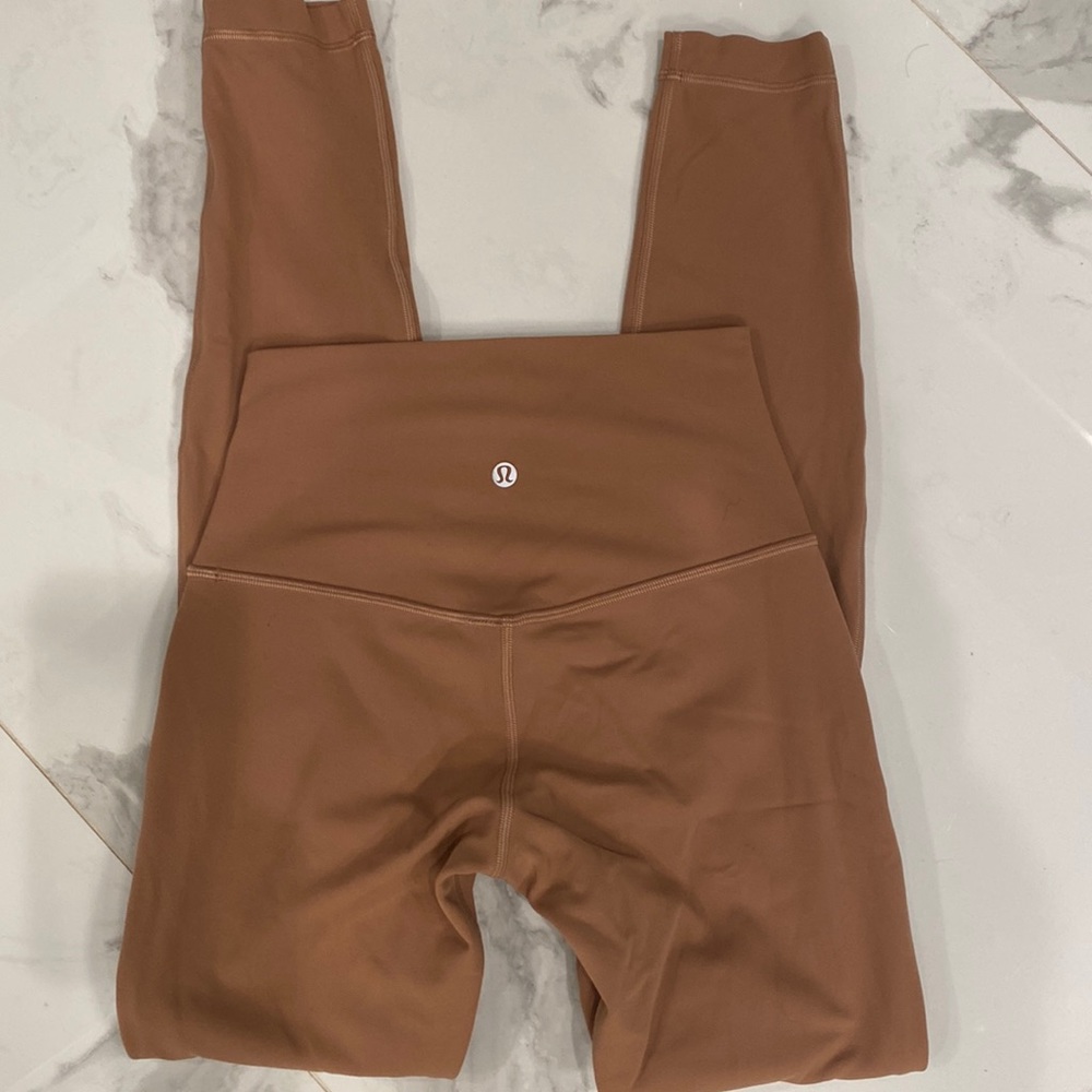 lululemon Align High Rise 28”